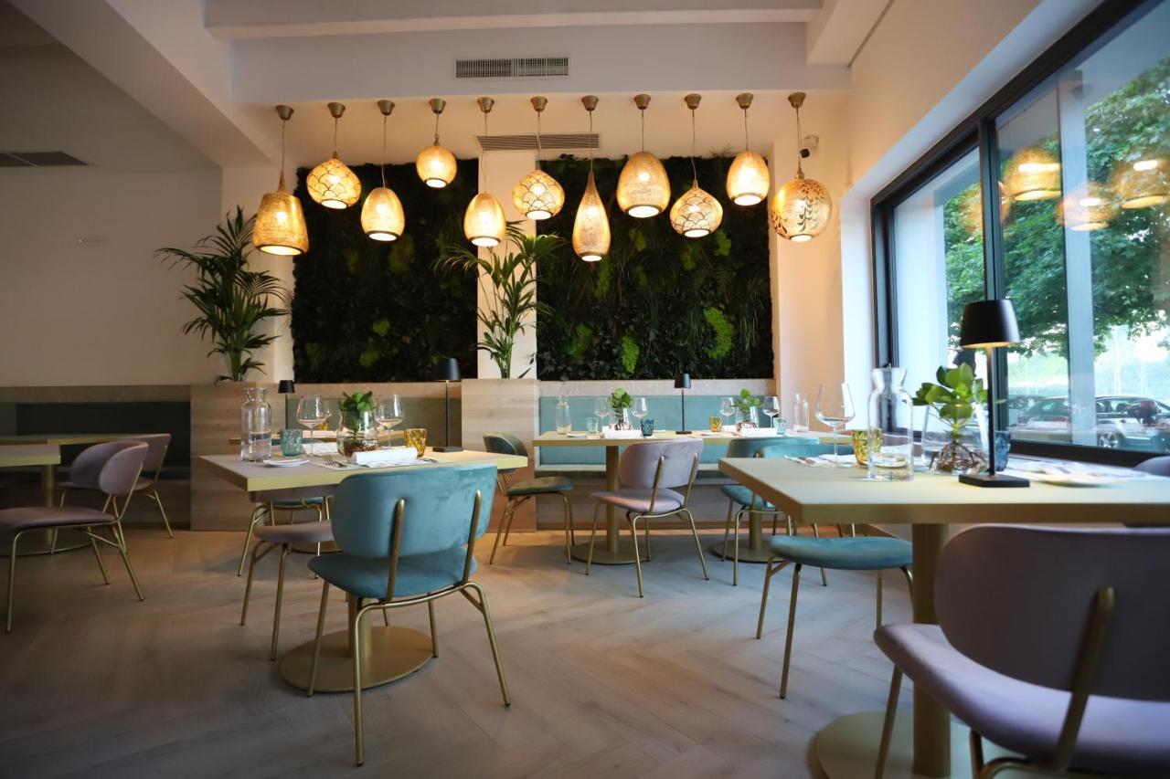 LUXURY SUITES ROCOPOM - Lake Front Malgrate Buitenkant foto