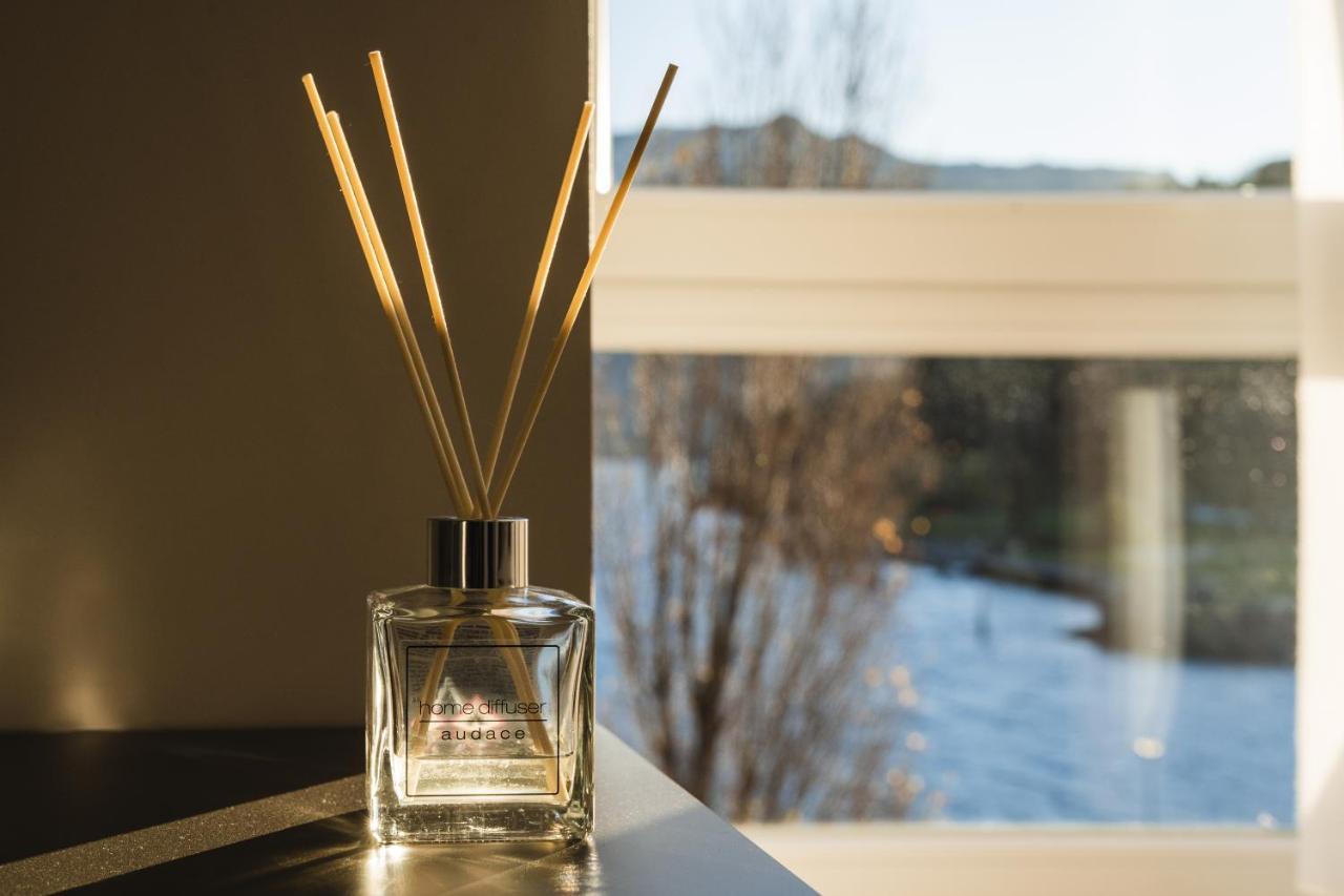 LUXURY SUITES ROCOPOM - Lake Front Malgrate Buitenkant foto