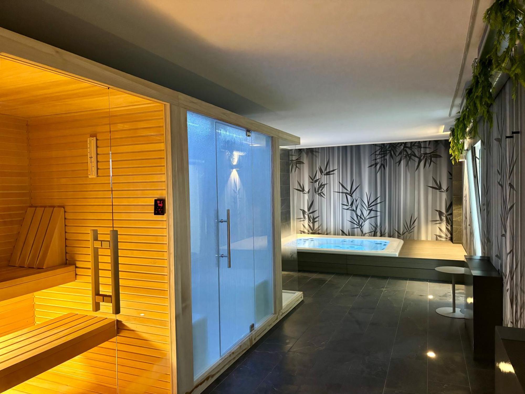 LUXURY SUITES ROCOPOM - Lake Front Malgrate Buitenkant foto